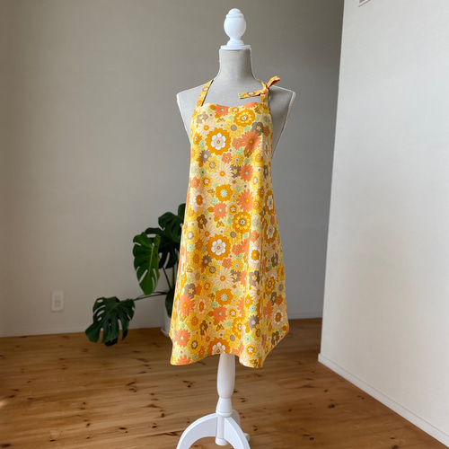 レトロポップな柄エプロン/レトロ/昭和レトロ/カラフル/ポップ/花柄