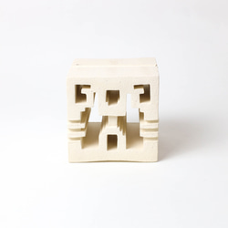 有孔ブロック｜欄間タイル90厚｜ライト｜無釉アイボリー 1枚目の画像