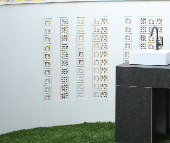 有孔ブロック｜欄間タイル90厚｜ライト｜黒メタリック調 4枚目の画像