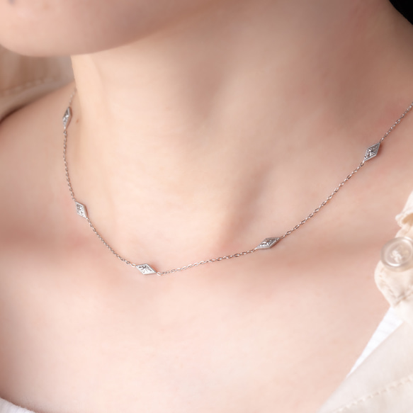 ダイヤシェイプのステーションネックレス　つけっぱなしOK・金属アレルギー対応　重ね付け　 3枚目の画像