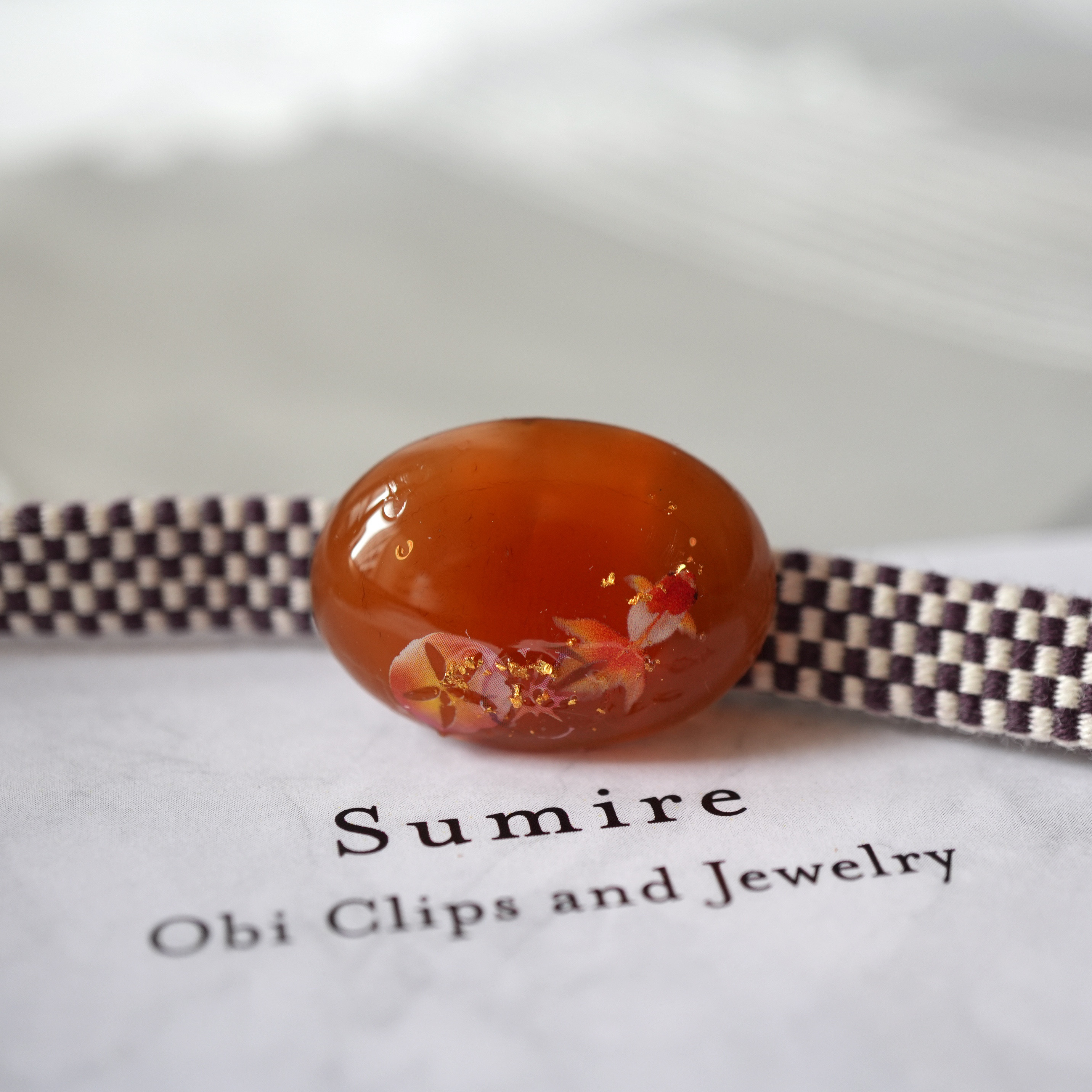 カーネリアンと金魚　朝顔の帯留め　金箔入り　ポニーフック ブローチ