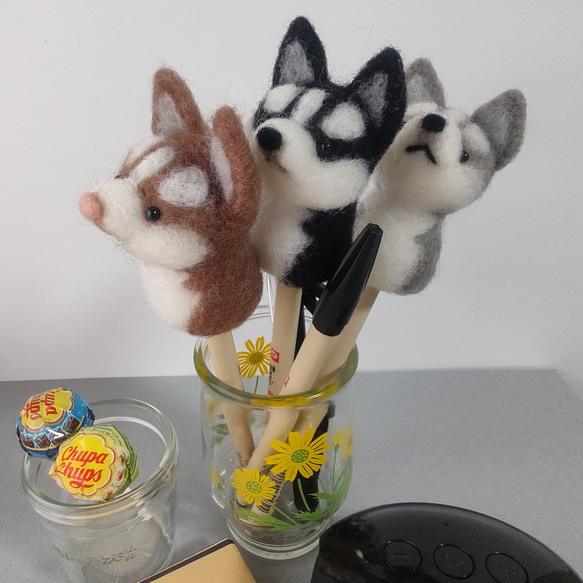 指人形　ハスキー犬のこども 2枚目の画像