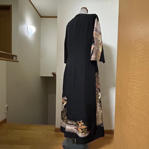 076 13号 留袖ドレス 裏地付なのでまとわりつかない 結婚式 パーティ