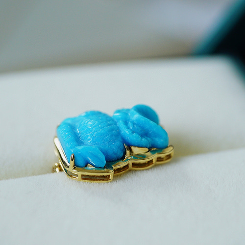 本トルコ石（梟） 本トルコ石（梟） ターコイズ（トルコ石） – 碌山