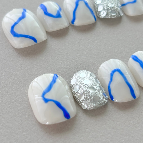 No.45】うねうねネイル シンプルネイル 個性派ネイル ネイルチップ