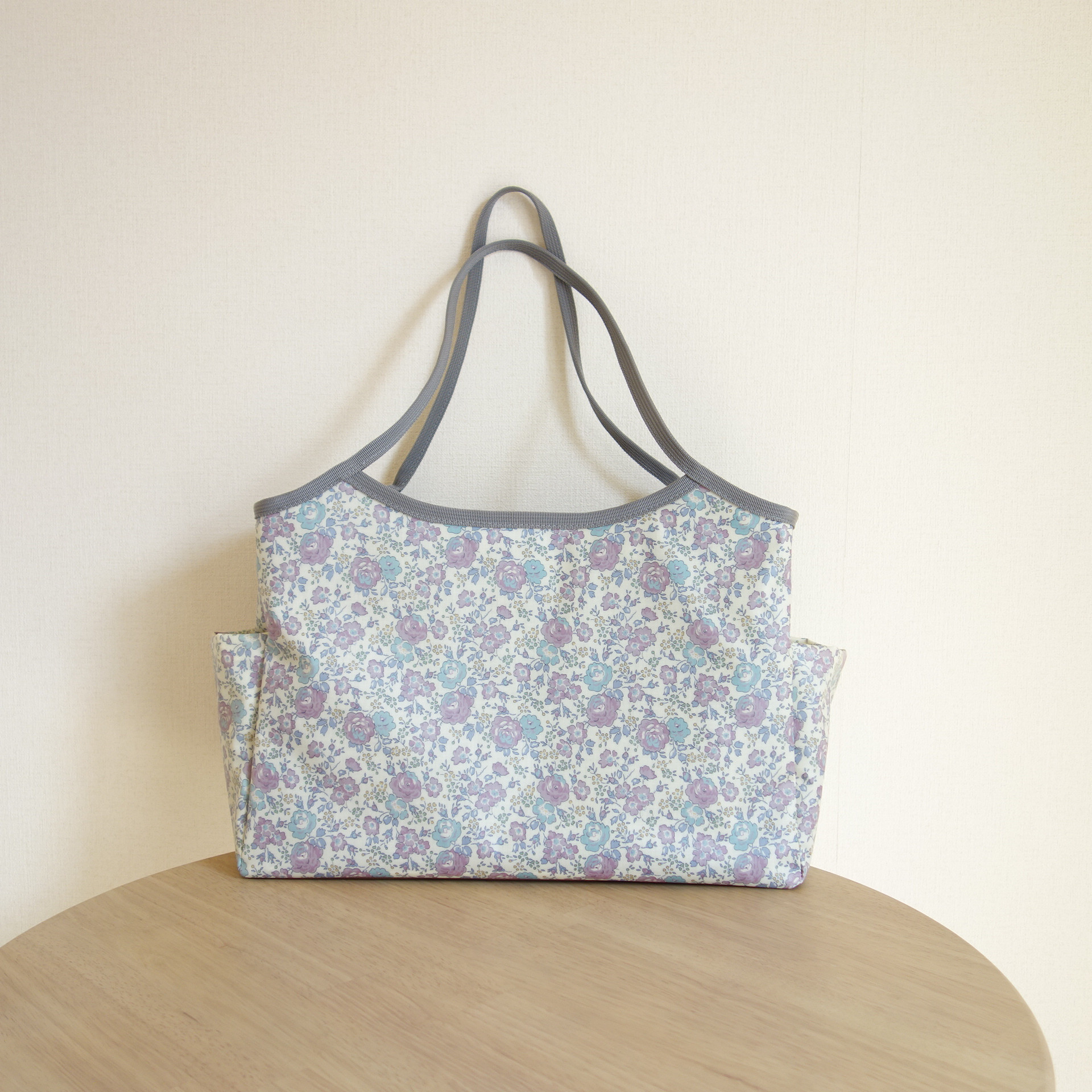 サイドポケット付きグラニーバッグ　Lサイズ　リバティフェリシテ