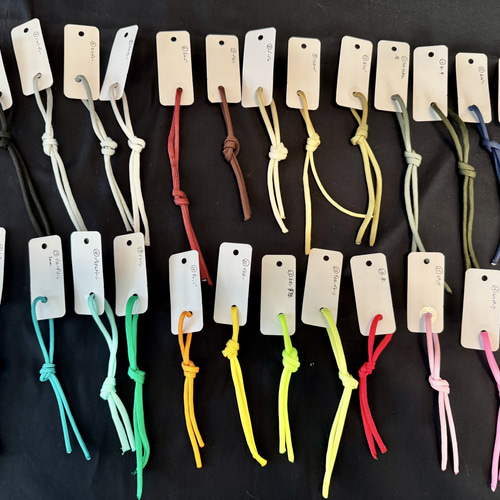 パラコードで作る！選べるチャーム♡ボトルホルダーつき！ハンド