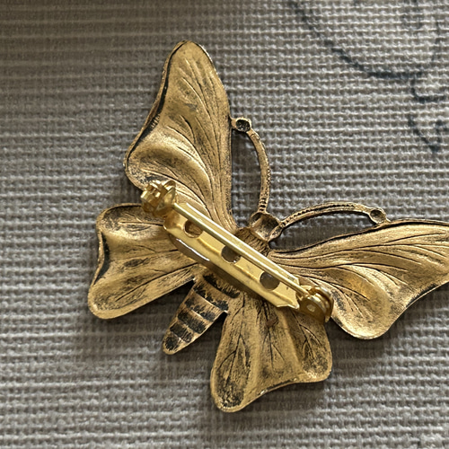 フランス Vintageブローチ パピヨン 蝶々 メタル ゴールド