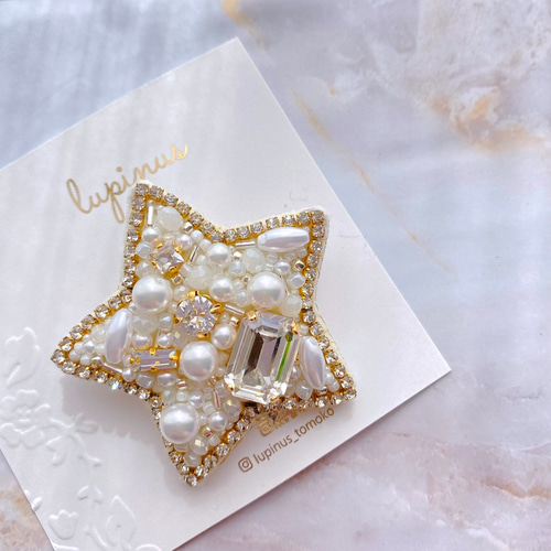 パールとビジューのきらきらお星さま(大)ブローチ(ビーズ刺繍