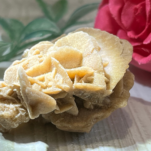 知性の石✨ 砂漠の薔薇 デザートローズ バライト 原石 天然石