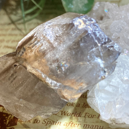 【希少/骸骨水晶】天使からの贈りもの/スモーキーエレスチャルクォーツ 天使のギフト✨ 虹入り スモーキー エレスチャル クォーツ 骸骨