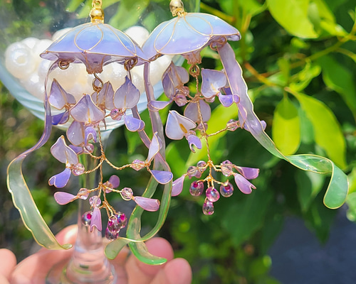 藤の花　ディップアート　ピアスorイヤリング 藤の花 ディップアートのフラワーロングピアスorイヤリング - N