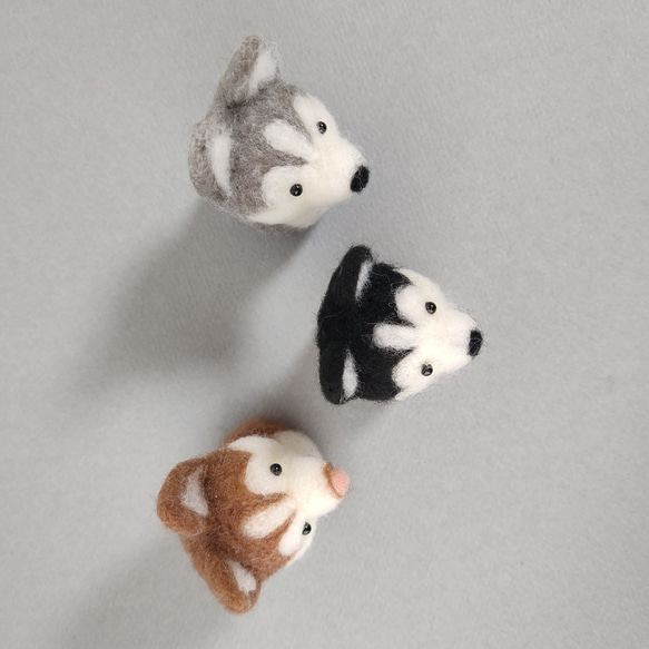 指人形　ハスキー犬のおとな 7枚目の画像