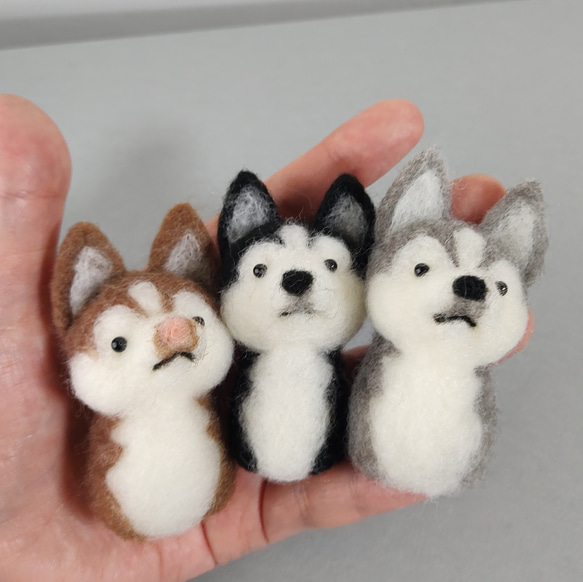 指人形　ハスキー犬のおとな 3枚目の画像