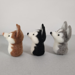 指人形　ハスキー犬のおとな 6枚目の画像