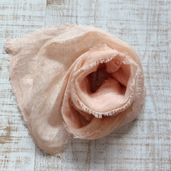 何度も再販しています！　ふんわり柔らかなリネンガーゼミニストール　草木染め　スオウ染＊リネン100％ 2枚目の画像