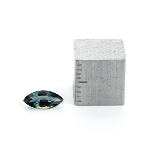 Atelier HILO Aqua Crystal 原画　バイカラー　サファイア イエローxブルーの色彩美】バイカラーサファイア 0.76ct 天然石 まるむ
