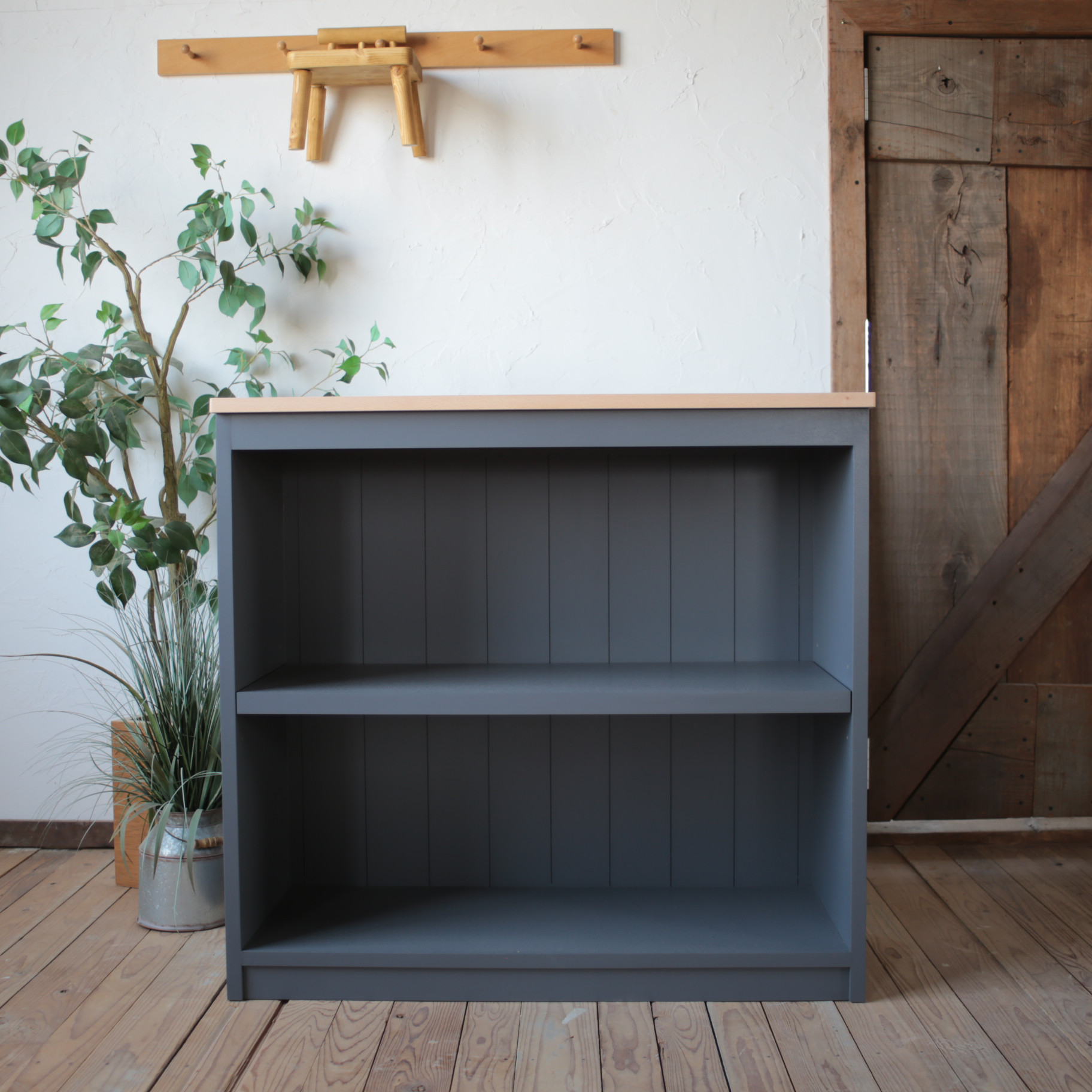 №24　グレーのキャビネット　絵本棚や本棚　キッチン収納キッチンバックカウンターにも　【グレー/ビーチ材】