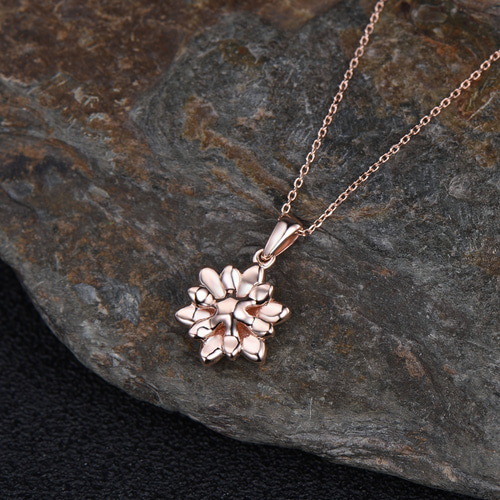 6月の誕生石アレキサンドライトネックレス フラワーペンダント リーフ