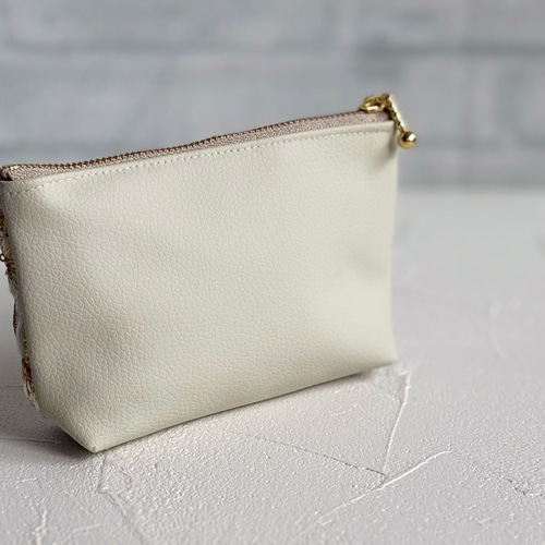 インド刺繍リボンのポーチ /（S）フェイクレザー 小物入れ