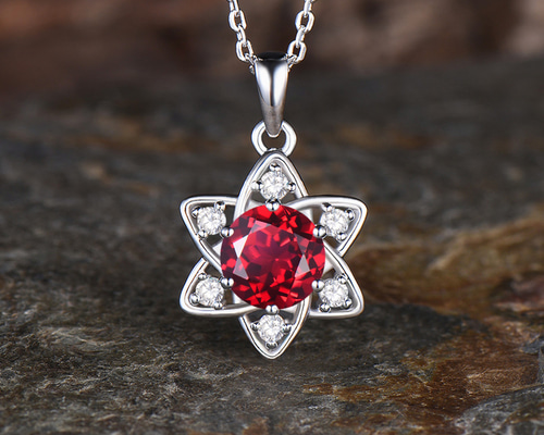 7月の誕生石ルビーネックレス ユニークな六芒星ペンダント 925