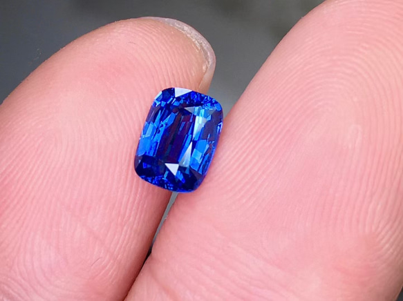 New 1.05ct天然コーンフラワーブルーサファイアルース スリランカ 鑑定