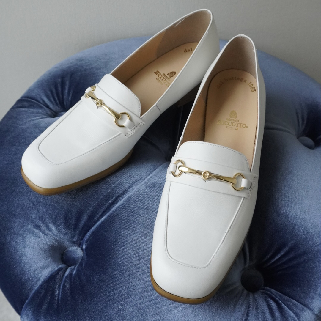 アイボリー×ゴールド金具のビットローファー★3.5cmヒール