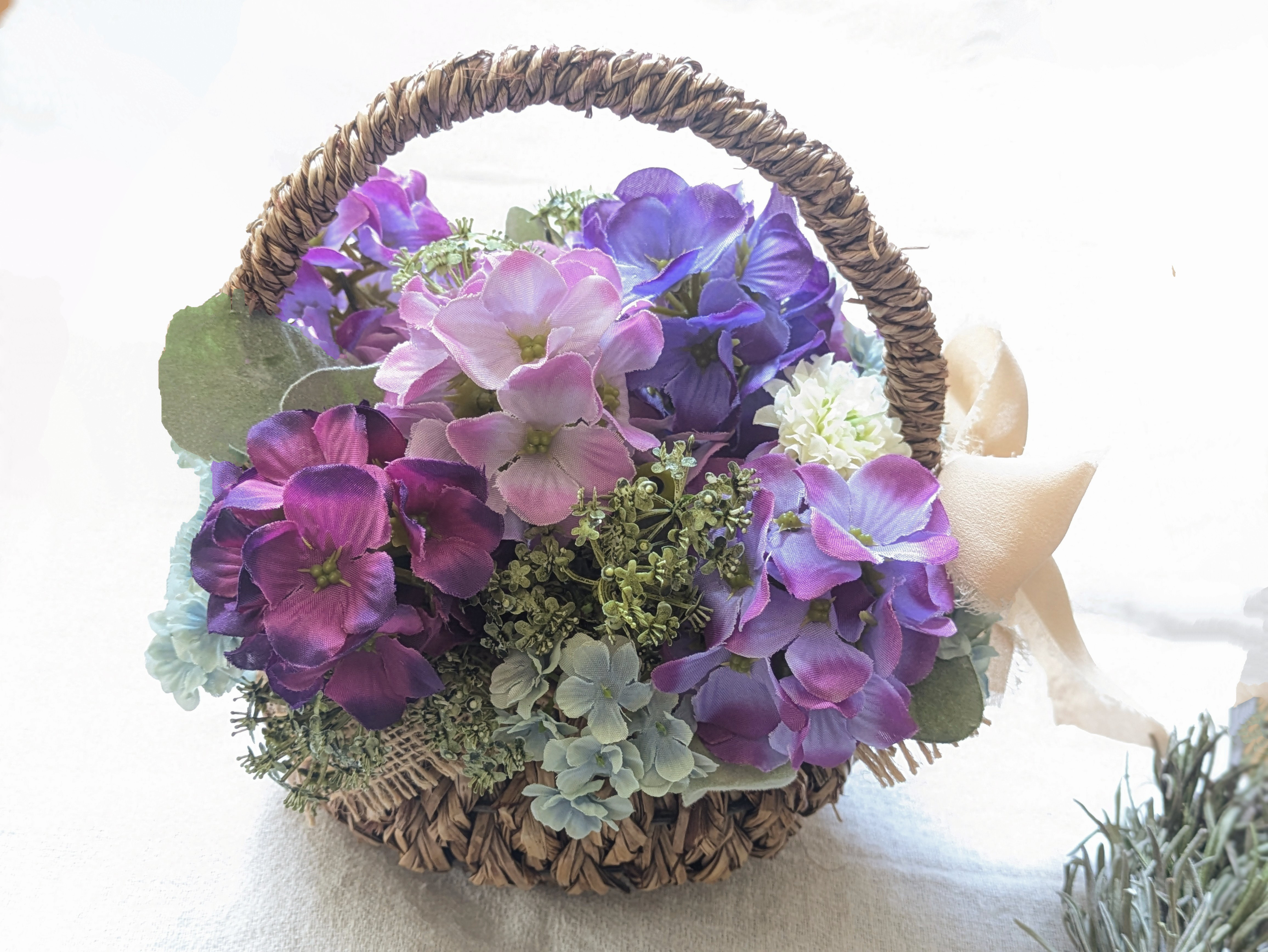 .⁠*⁠･⁠｡ﾟあじさいバスケット（造花）