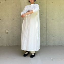【新作】綿麻の割烹着 – ロング丈　エプロンワンピース　3色　ホワイト　キナリ　ブラック 8枚目の画像