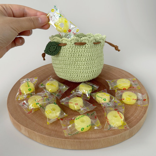 No.492＊持ち手付きころりん巾着型ポーチ＊ハンドメイド＊小物入れ＊ No.492＊持ち手付きころりん巾着型ポーチ＊ハンドメイド＊小物入れ＊