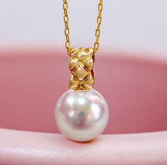 【La Corser】日本製 7-10mm アコヤ天然海水真珠ペンダント 18Kゴールド 女神級 レトロネックレス ラウンドパー