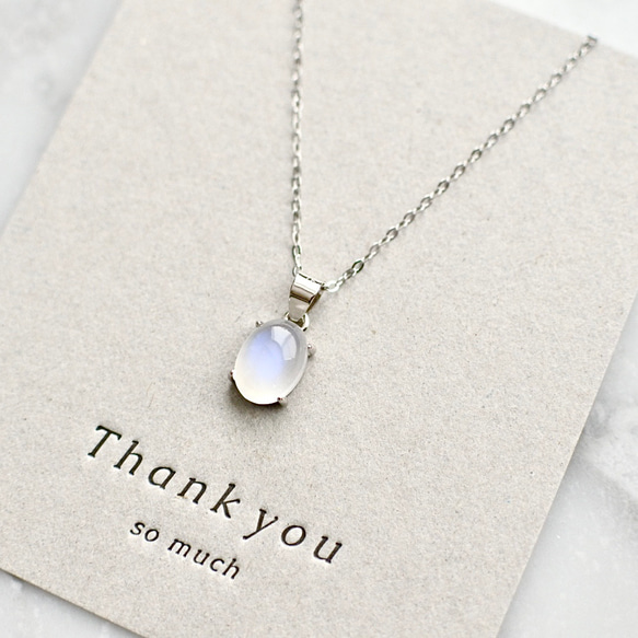 ロイヤルブルームーンストーンのオーバルカボションネックレス☆シルバー925 1枚目の画像