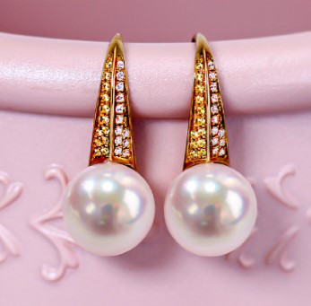 【La Corser】ハイヒールスタイル 日本製 7-10mm アコヤ天然海水真珠ピアス 18Kゴールド ダイヤモンド フェアリ