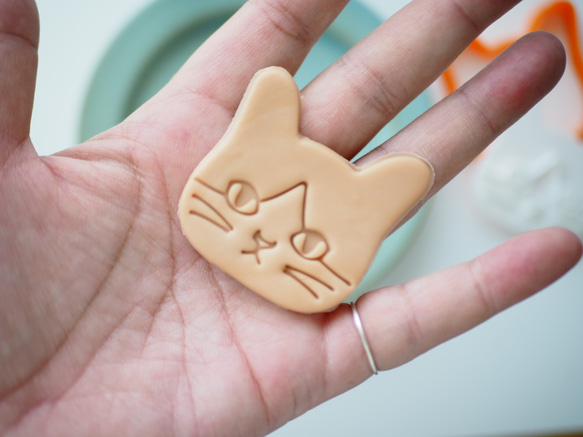 ちびねこ（ハチワレ）　クッキー型 2枚目の画像