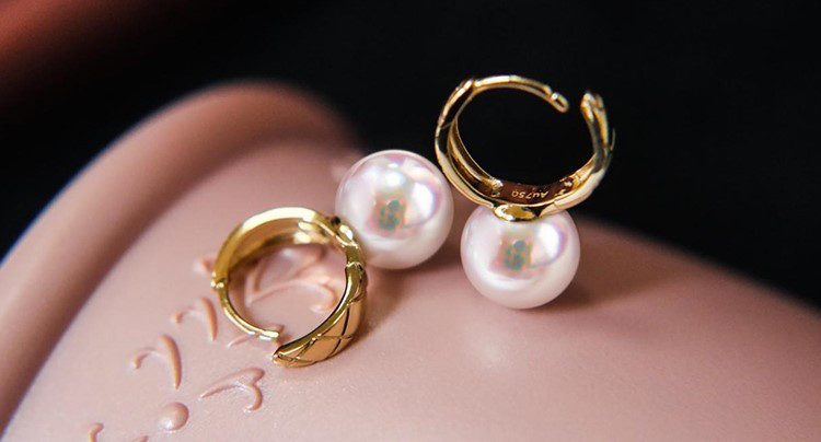 【La Corser】日本製 7-9.5mm アコヤ真珠 天然海水真珠 ピアス レディース 18Kゴールド エレガント レディス