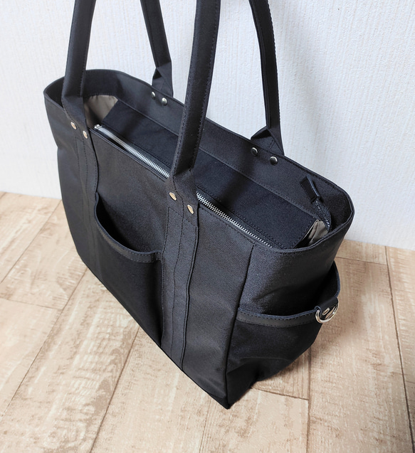 コーデュラナイロン×本革トートバッグL｜軽量＆撥水・13インチPC対応〈自立・多ポケット仕様〉ブラック 6枚目の画像