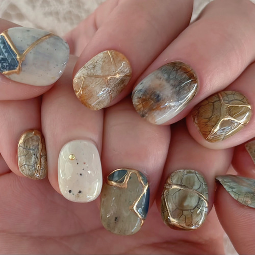 金継ぎアートネイル➖侘び寂びを感じる上品なネイルチップ【ネイル