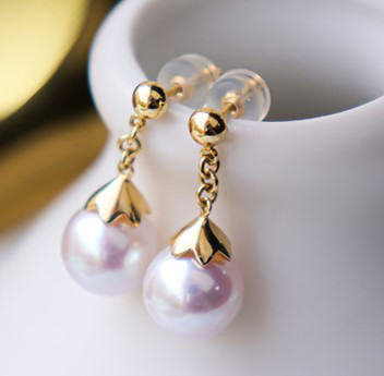 【La Corser】日本製 6.5-9.5mm アコヤ真珠 天然海水真珠 イヤリング 円錐型イヤリング 耳飾り 18Kゴールド