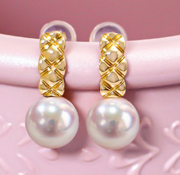 【La Corser】日本製 7-10mm アコヤ真珠 天然海水真珠 ピアス 18Kゴールド 天国のようなレトロピアス ラウンド