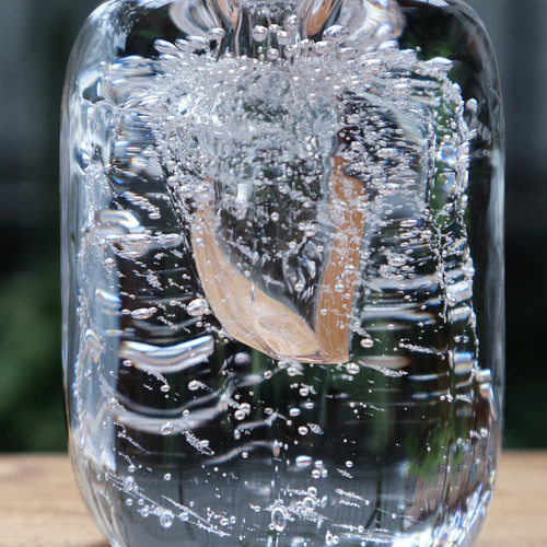 ガラス / 六角形 / ゆっくり溶けだす氷のような花瓶 / 氷華 ice bloom