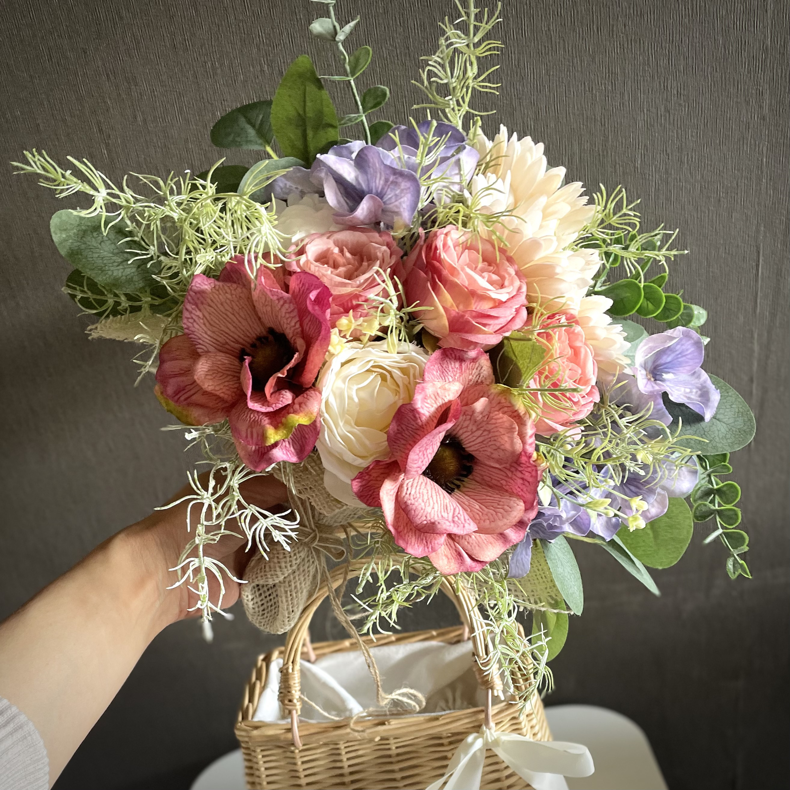 大人可愛い花かごアレンジ【ブーケ×スワッグ×バッグ《3WAY》フラワーギフト】