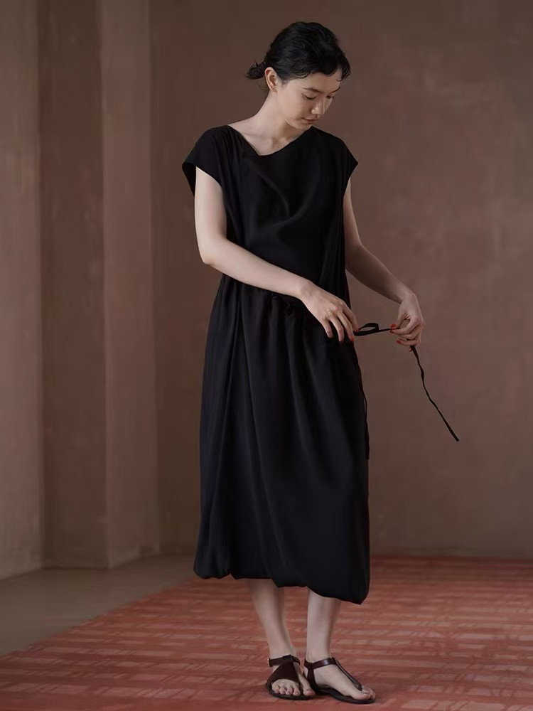 大人のワンピースワンピース　ベルト付きワンピース