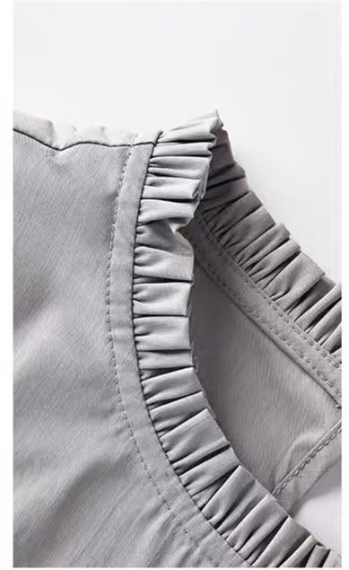 フリル襟　半袖ブラウス　トップス＋スカート　２点セット