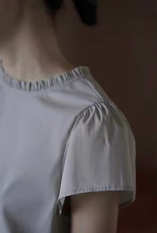 フリル襟　半袖ブラウス　トップス＋スカート　２点セット