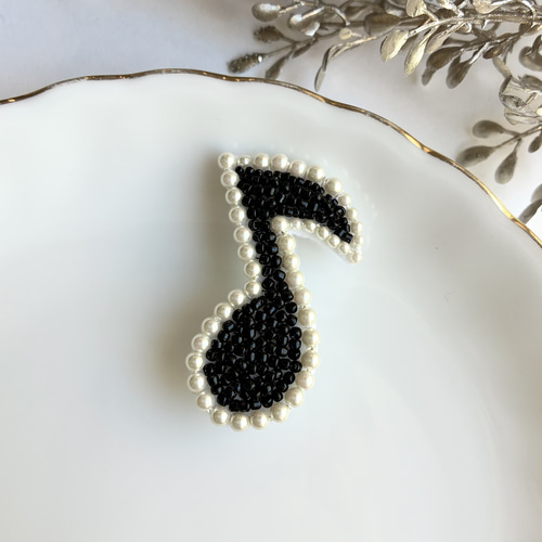 音楽家ビーズ刺繍ブローチ オトナのビーズ刺繍ブローチ COLORFUL & PLAYFUL | MON PARURE