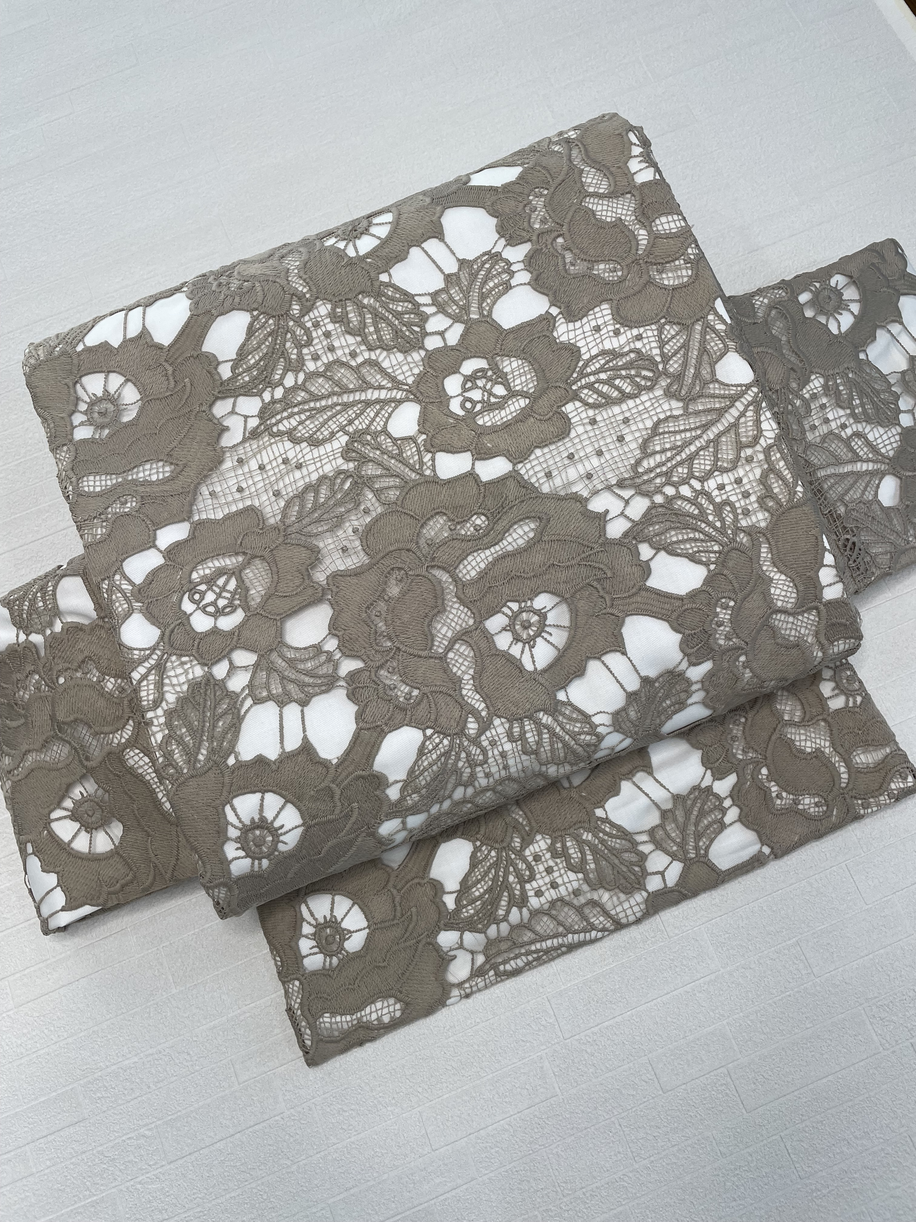 名古屋帯「カフェオレ色のレース」