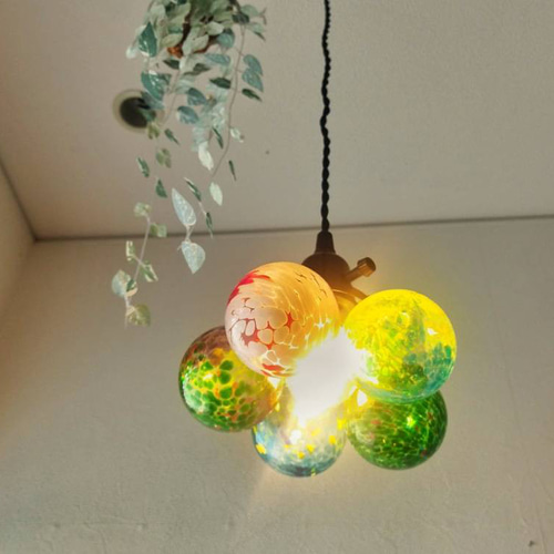 昭和レトロなガラスペンダントライトカラフルボールバブルアンティーク風アジアン レトロ感漂うバブルボールガラスペンダントライトSカラフル