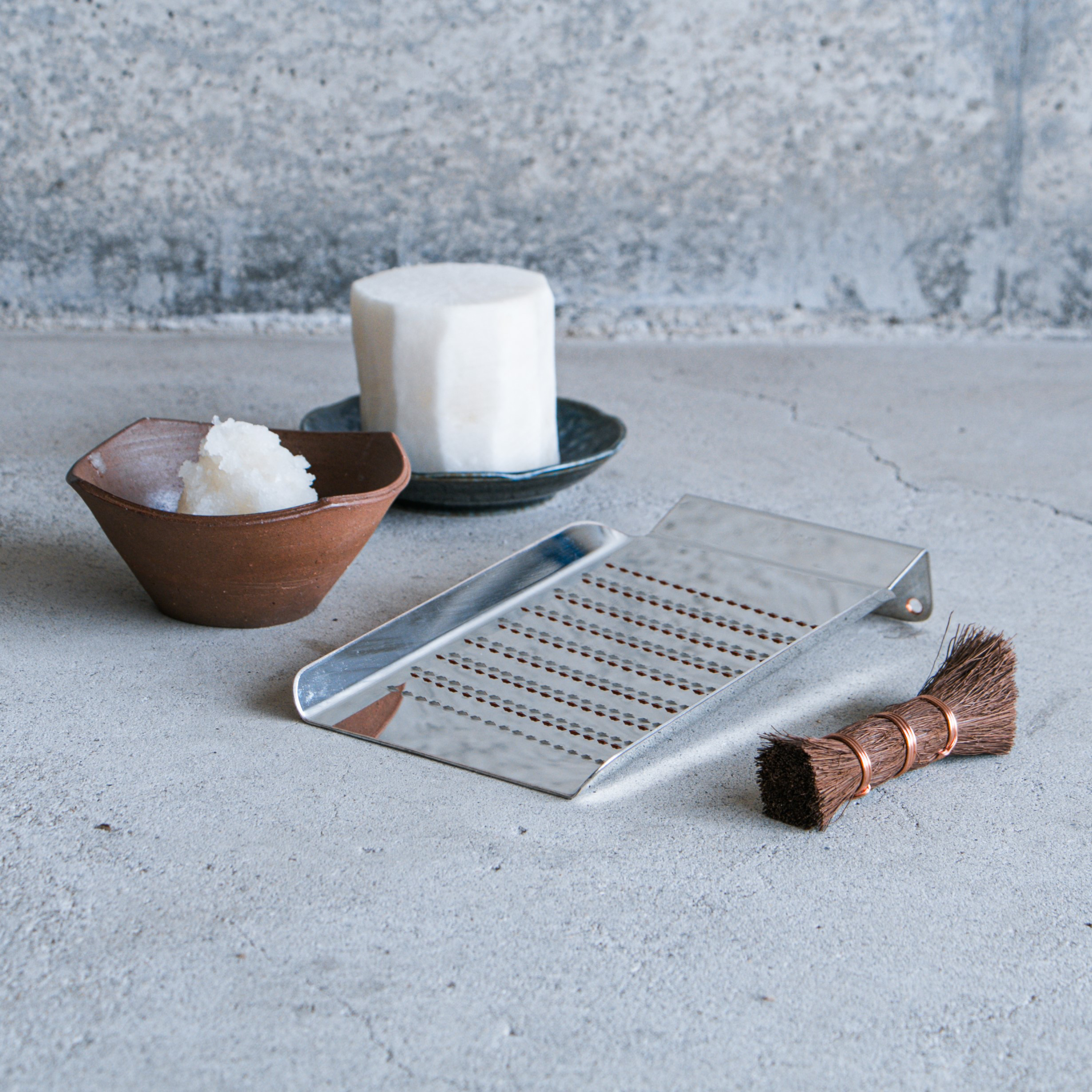 【百代おろし器】純銅 本物のおろし金で味や食感の違いに驚き！職人が使い手の気持ちを考えた渾身の逸品 大根おろし 紀州新家