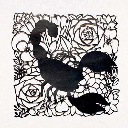 切り絵】花星座(蠍座) 切り絵 ふわコロ《紗紀》 通販 19413251｜Creema