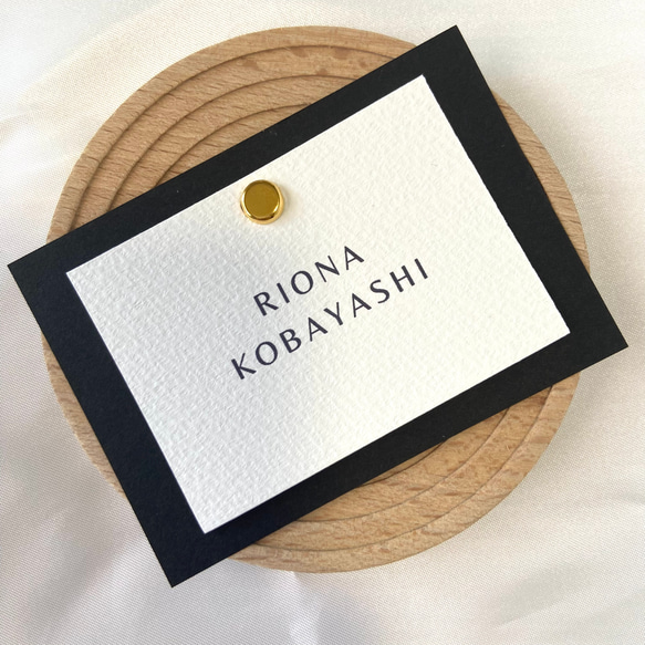 クラシックブラック席札】ゴールド丸ピン付き マーメイド紙 席札 結婚